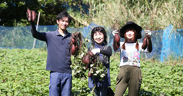 農家さん3人の集合写真